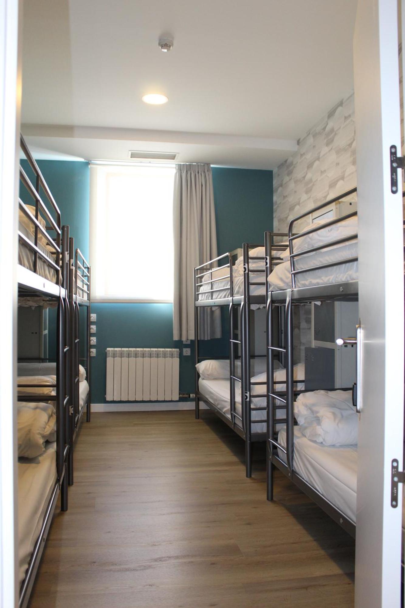 Mola! Hostel Burgo Exteriör bild